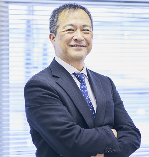 株式会社カスタメディア 代表取締役 宮﨑 耕史